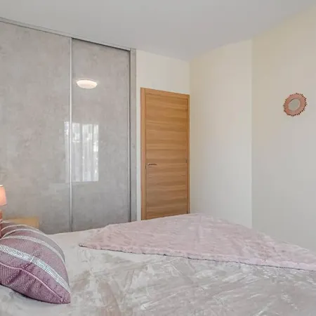 Orlando. Amazing Location. Completely Renovated! * Costa Adeje (Tenerife)