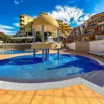 Orlando. Amazing Location. Completely Renovated! * Costa Adeje (Tenerife)